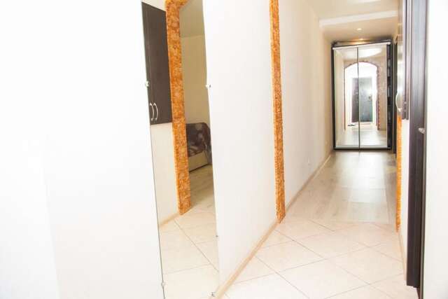 Апартаменты 2Rooms Luxury Apartment on Gagarina near Intourist Hotel Запорожье-20